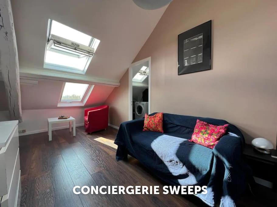 Bright Studio Apartment - Fontainebleau Buitenkant foto