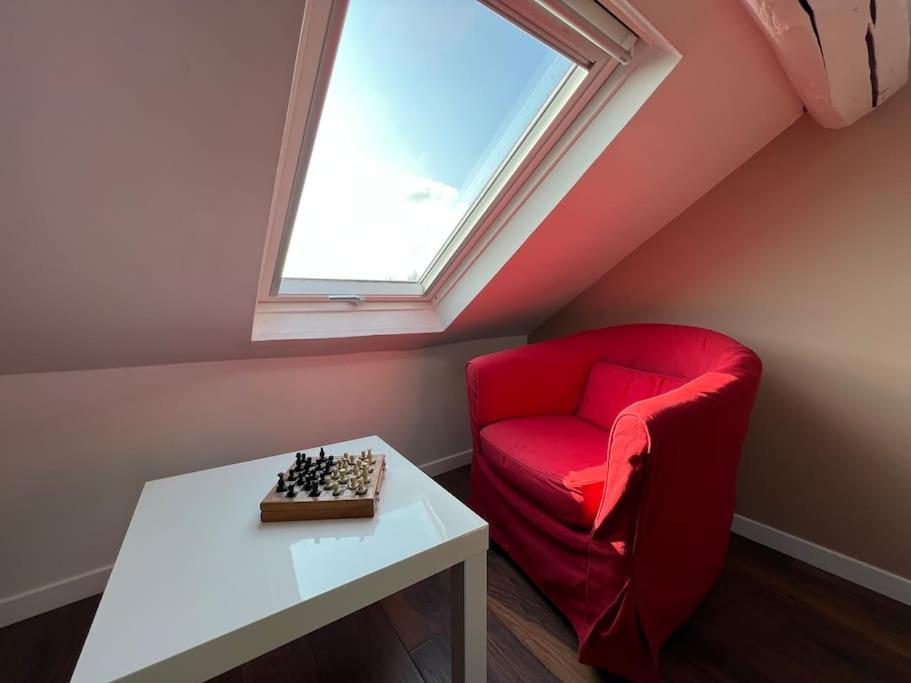 Bright Studio Apartment - Fontainebleau Buitenkant foto